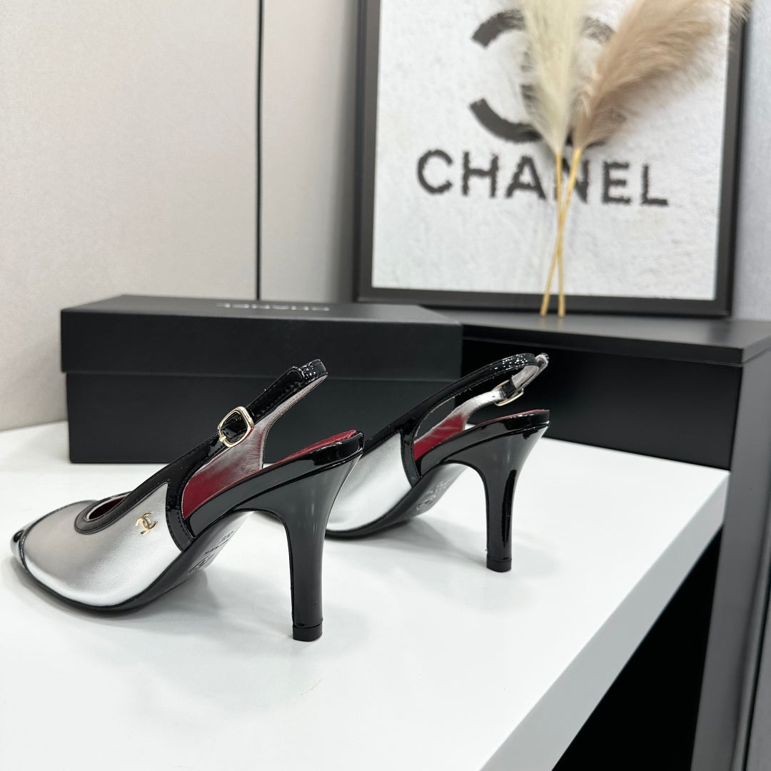 CHANEL 26S HIGH HEEL SLINGBACK IN SILVER LAMBSKIN AND BLACK PATENT CALFSKIN