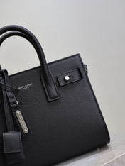 YSL 25S SAC DE JOUR 22 IN BLACK GRAINED CALFSKIN SILVER HARDWARE