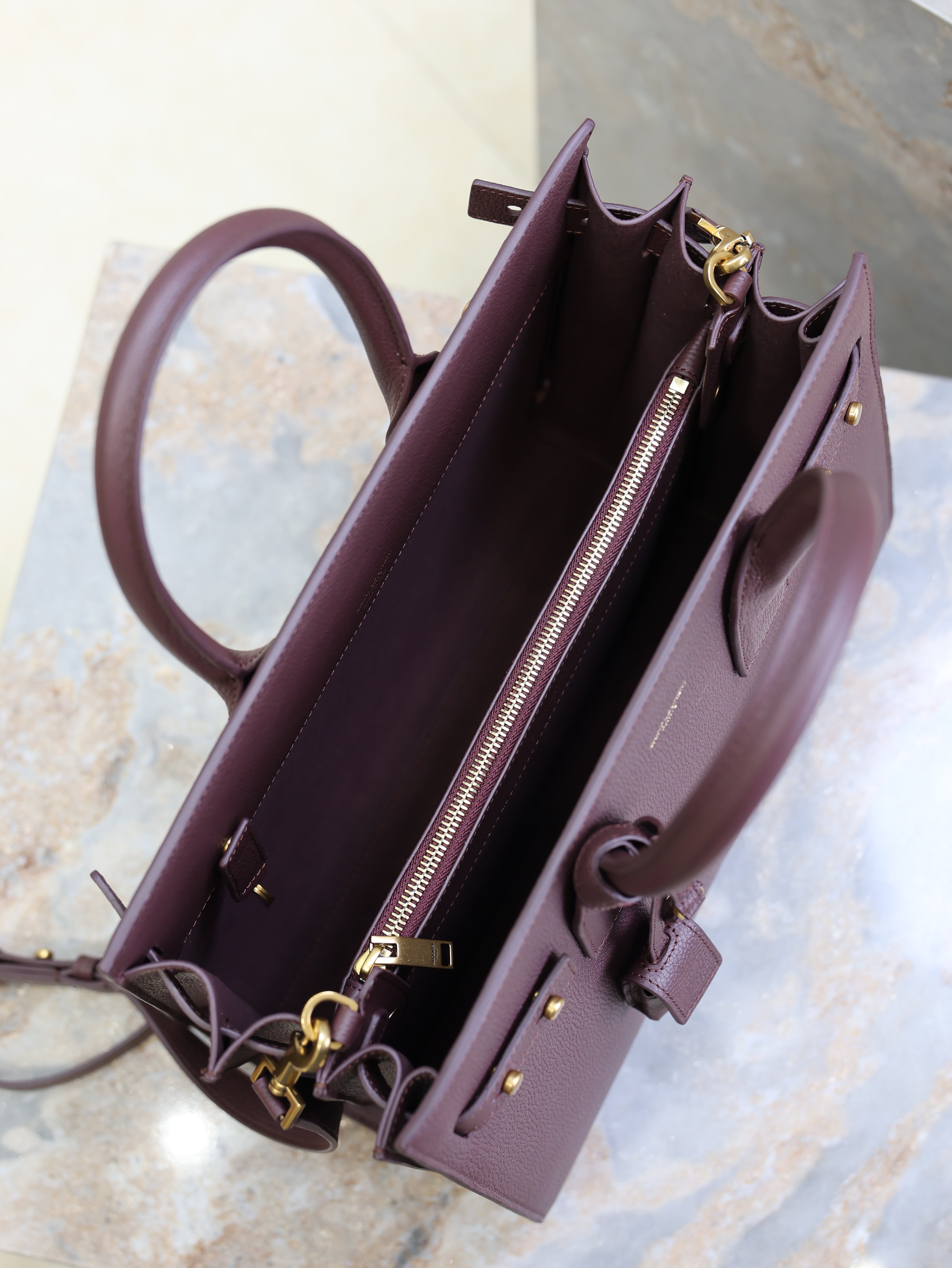 YSL 25S SAC DE JOUR GM 32 IN ROUGE CABERNET SUPPLE GRAINED CALFSKIN