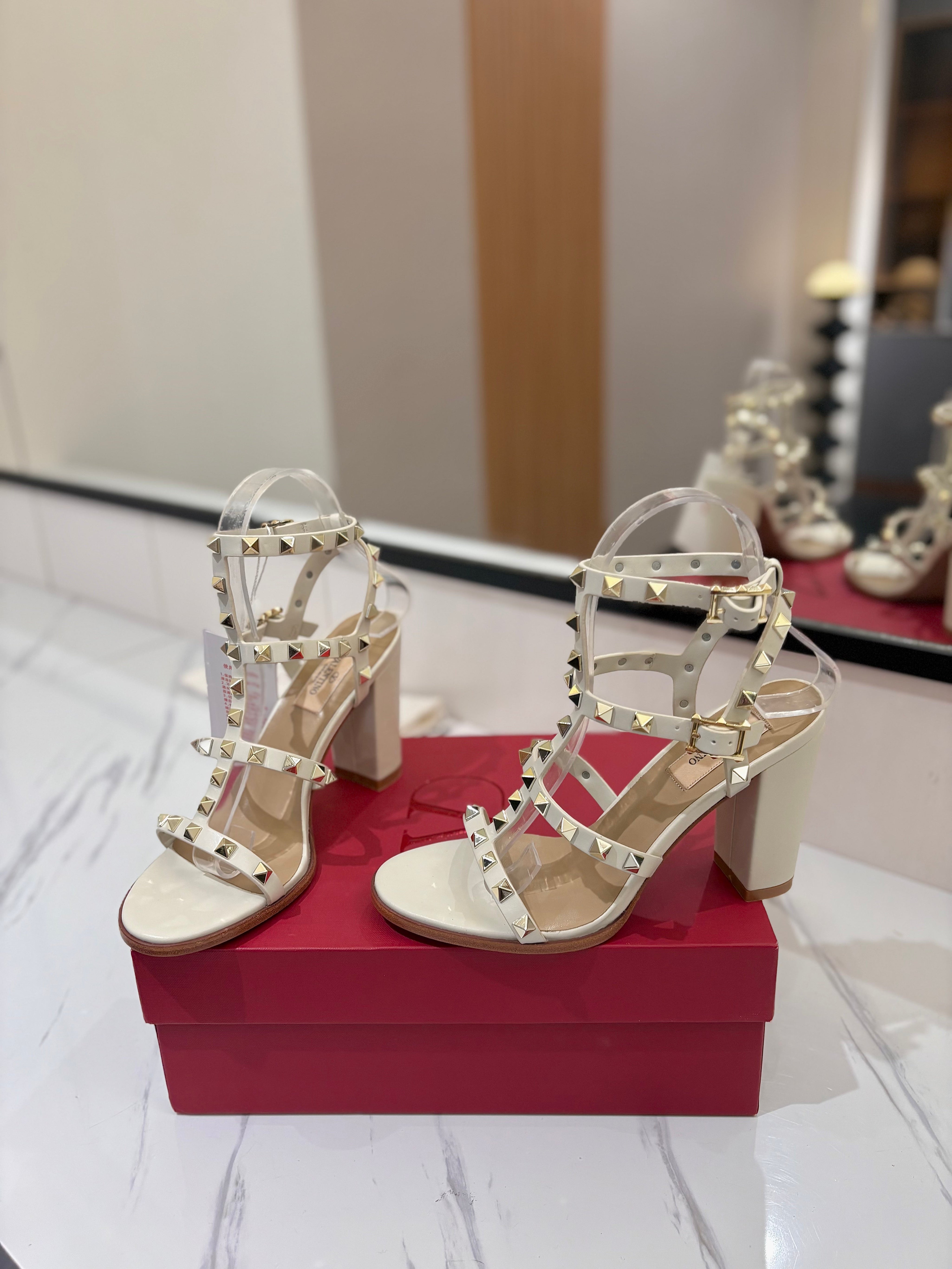 VALENTINO 26S STUDDED HIGH HEEL SANDALS 90 MM IN CREAM WHITE CALFSKIN