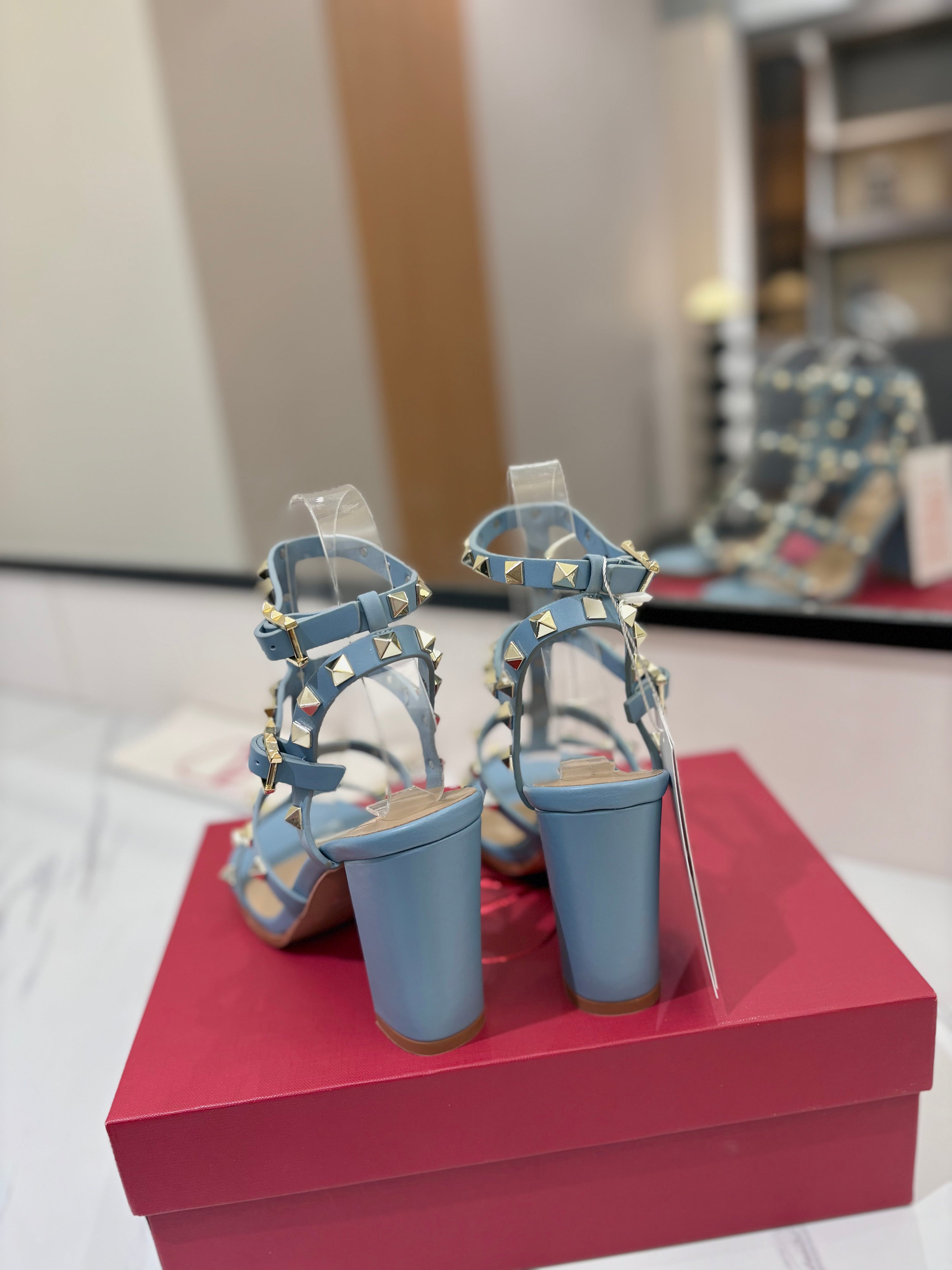 VALENTINO 26S STUDDED HIGH HEEL SANDALS 90 MM IN SKY BLUE CALFSKIN
