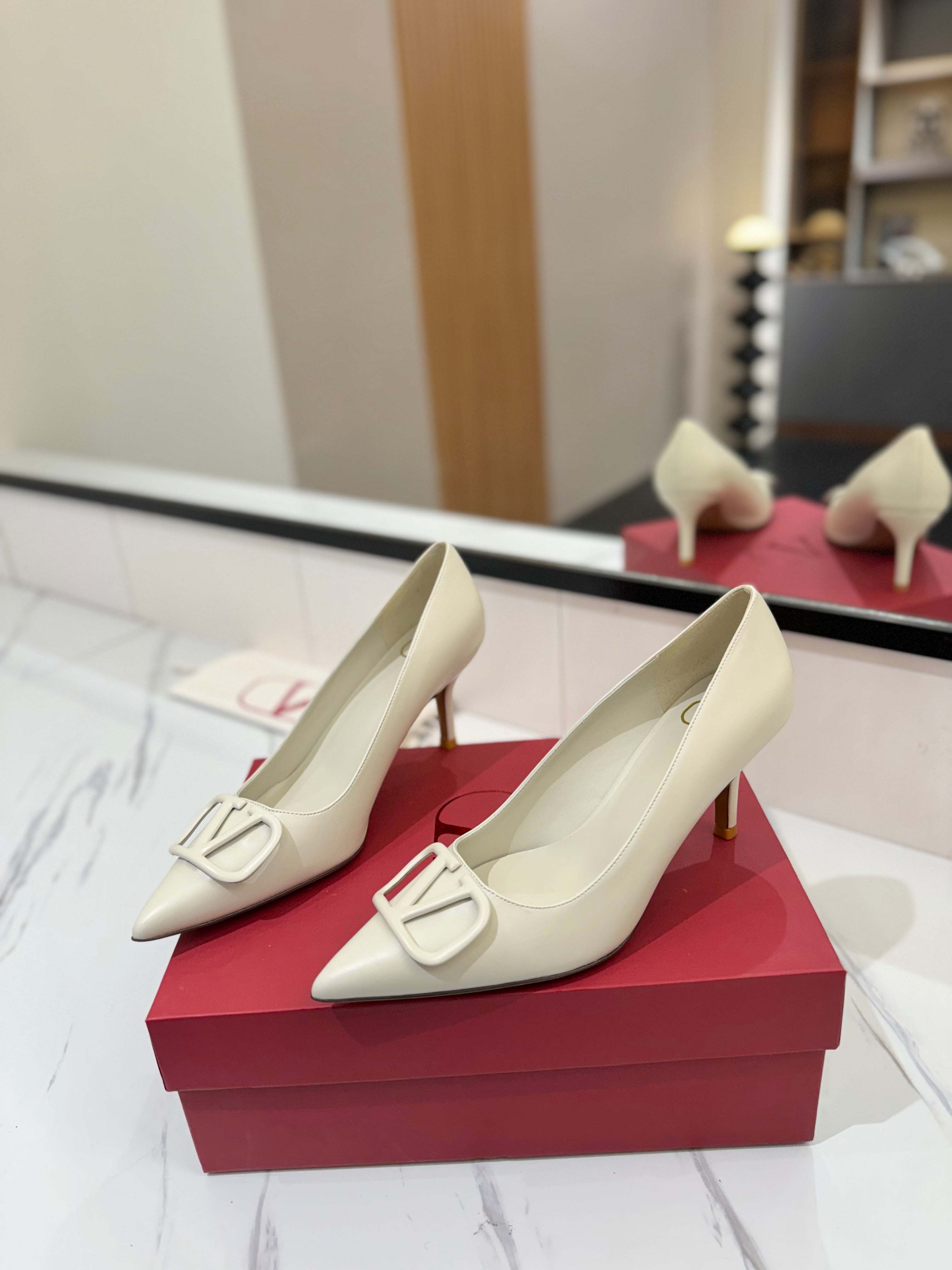 VALENTINO 26S HIGH HEELS 75 MM IN CREAM WHITE SMOOTH CALFSKIN