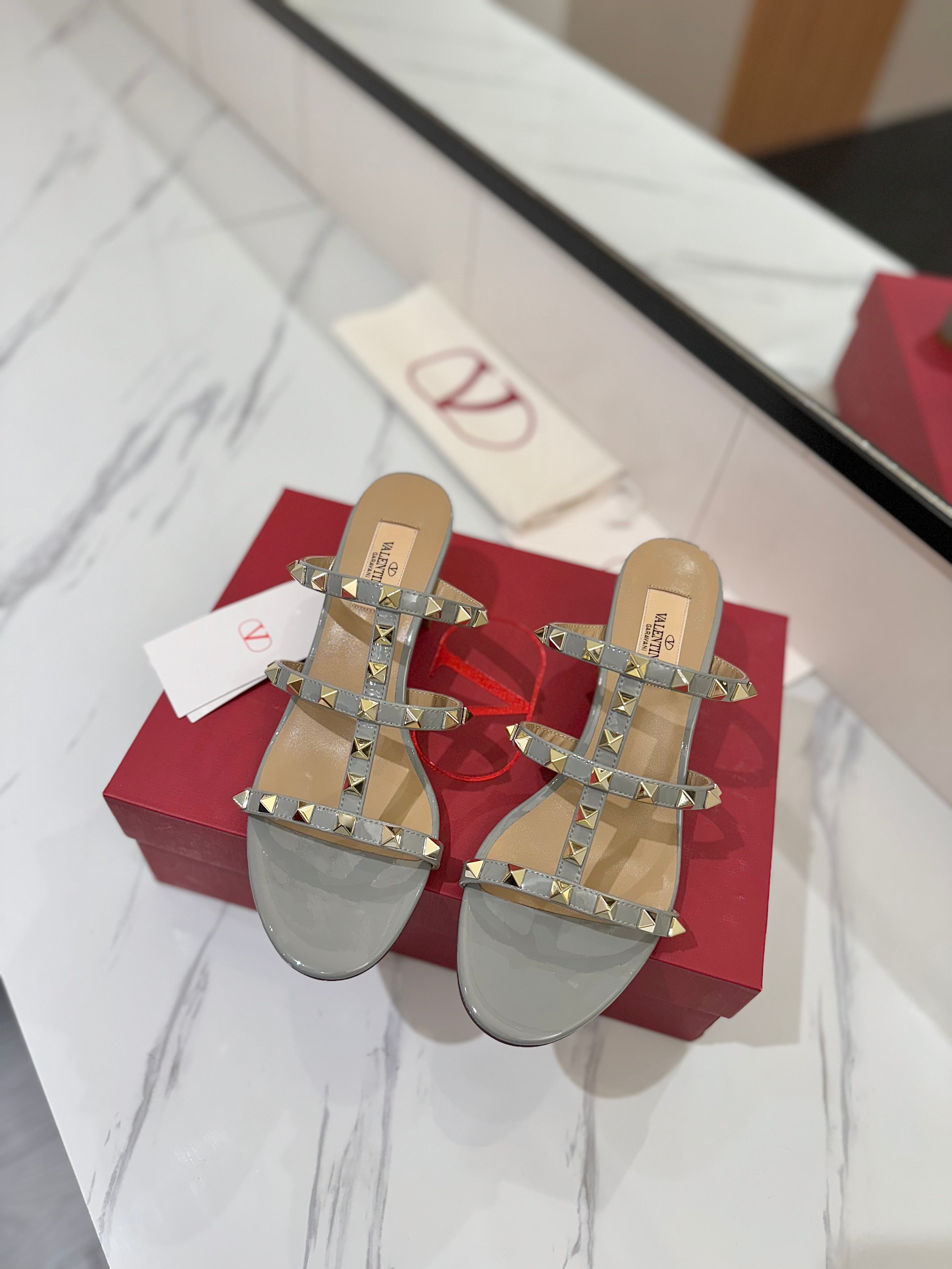VALENTINO 26S HEELED SANDALS 60 MM IN LIGHT GREY CALFSKIN WITH GOLD STUDS