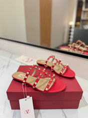 VALENTINO 26S SANDALS IN RED CALFSKIN WITH GOLD STUDS