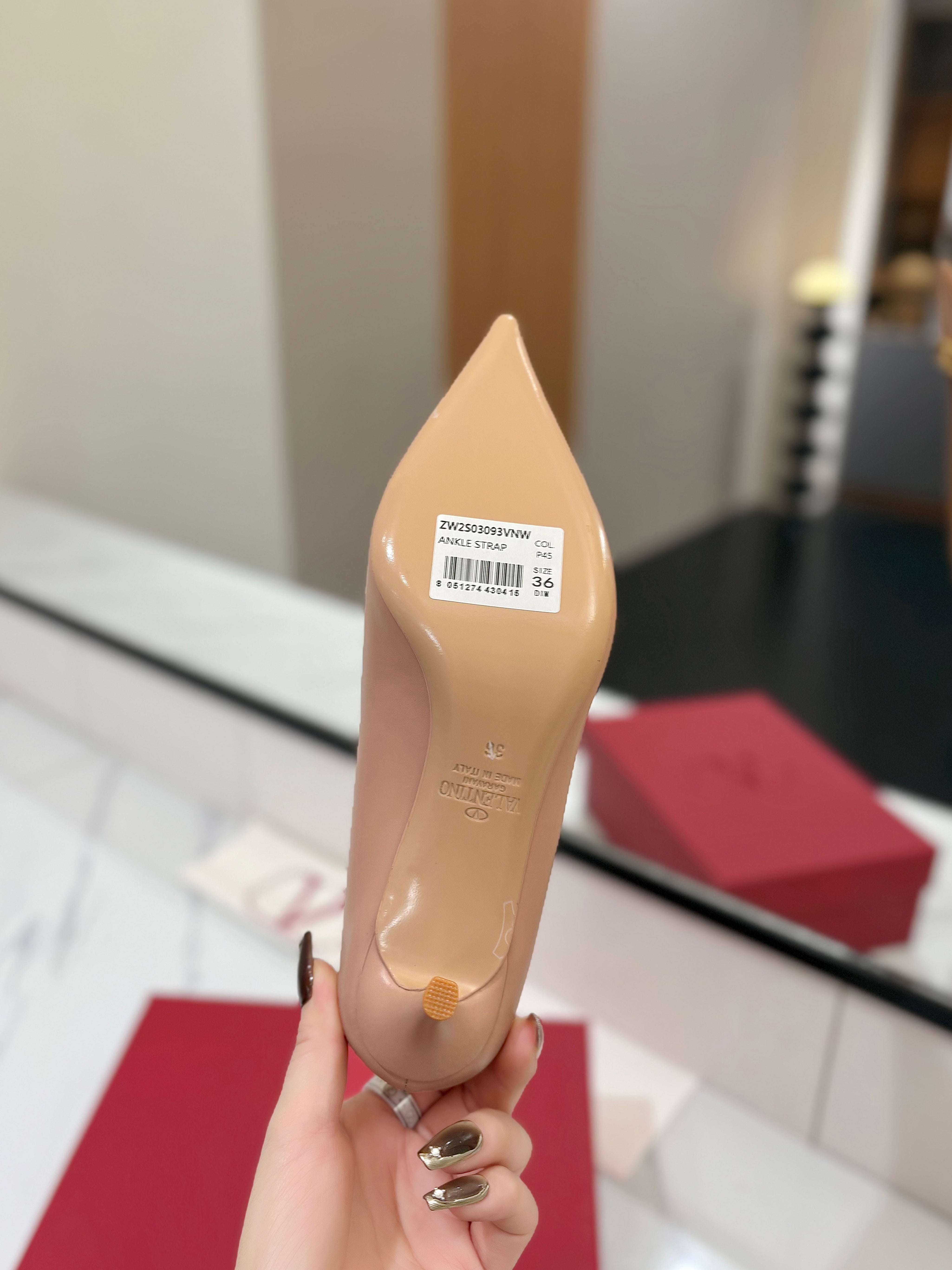 VALENTINO 26S POINTED-TOE PUMPS 65 MM IN NUDE SMOOTH CALFSKIN