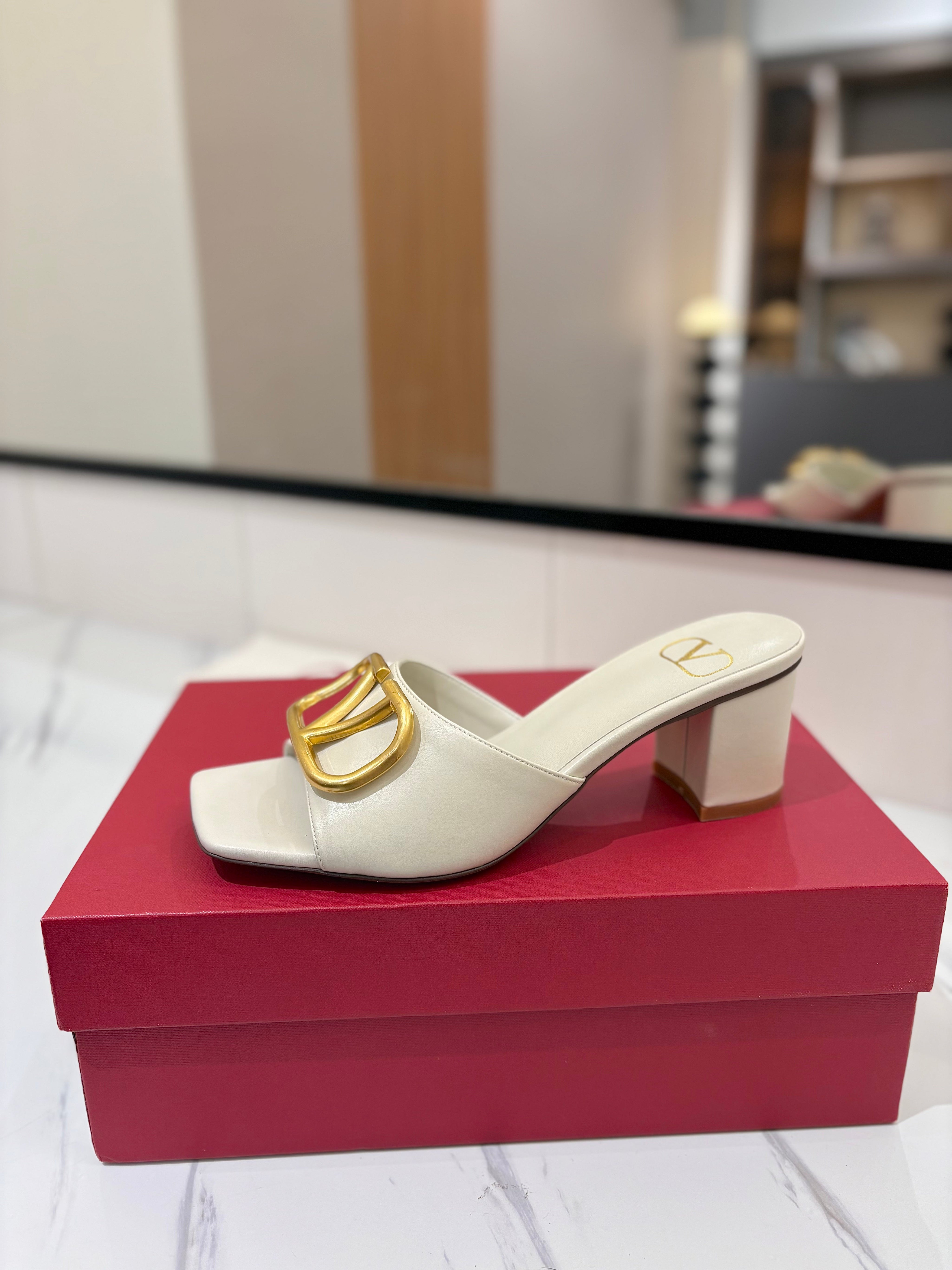 VALENTINO 26S HIGH-HEEL SANDALS 60 MM IN WHITE CALFSKIN WITH GOLD HARDWARE