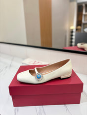 VALENTINO 26S MARY JANE FLATS IN WHITE CALFSKIN WITH CRYSTAL FLOWER