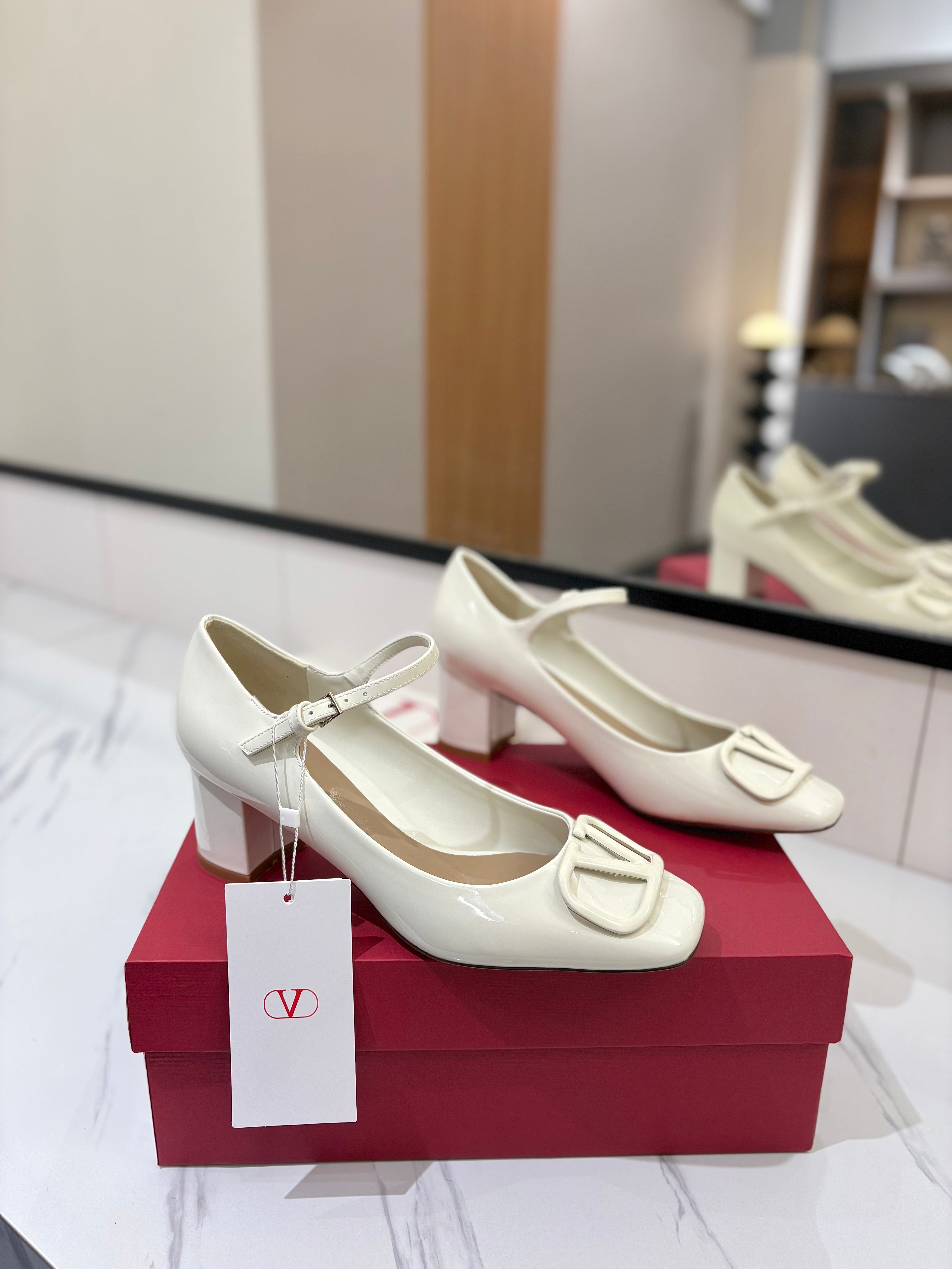 VALENTINO 26S MARY JANE HEELS 60 MM IN WHITE PATENT CALFSKIN