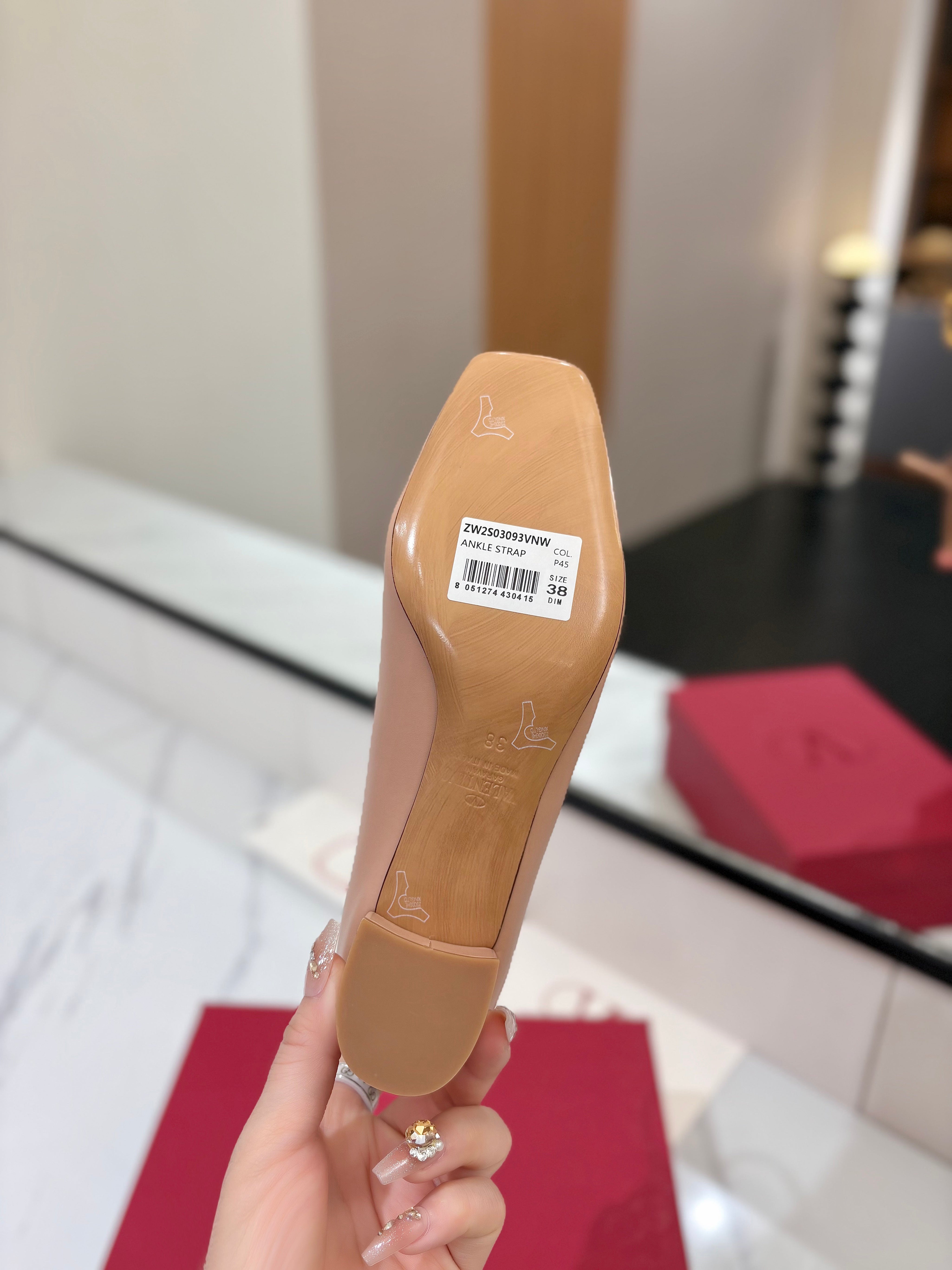 VALENTINO 26S MARY JANE HEELS 60 MM IN NUDE SMOOTH CALFSKIN WITH GOLD HARDWARE