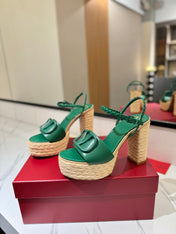 VLTN ESPADRILLE WEDGE SANDALS 25S 115 MM IN DARK GREEN LAMBSKIN