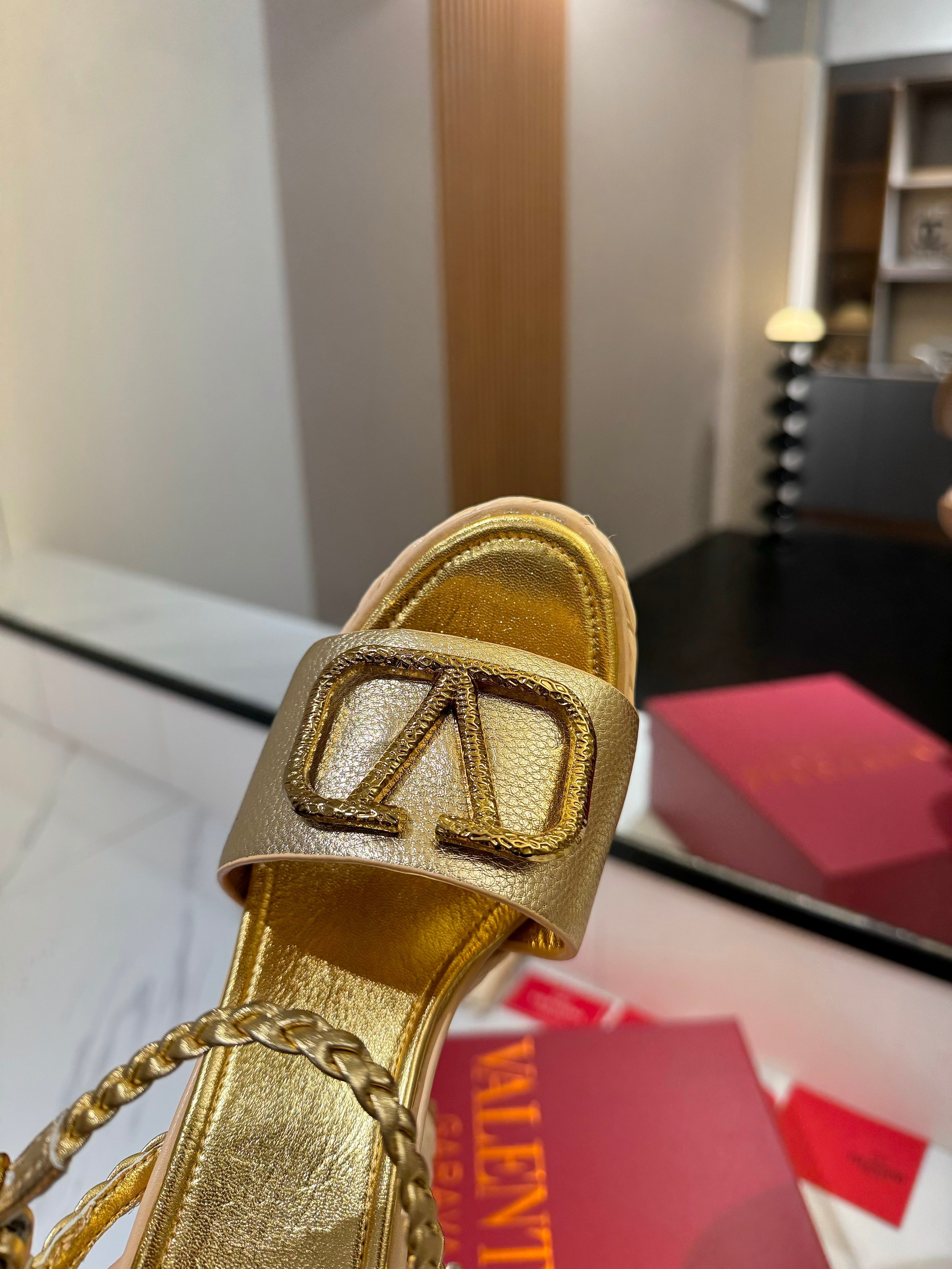 VLTN ESPADRILLE WEDGE SANDALS 25S 115 MM IN GOLD LAMBSKIN WITH GOLD HARDWARE