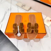 HM 26S ORAN SANDALS IN CARAMEL BROWN SUEDE WITH TAN BOWN BRAIDED TRIM