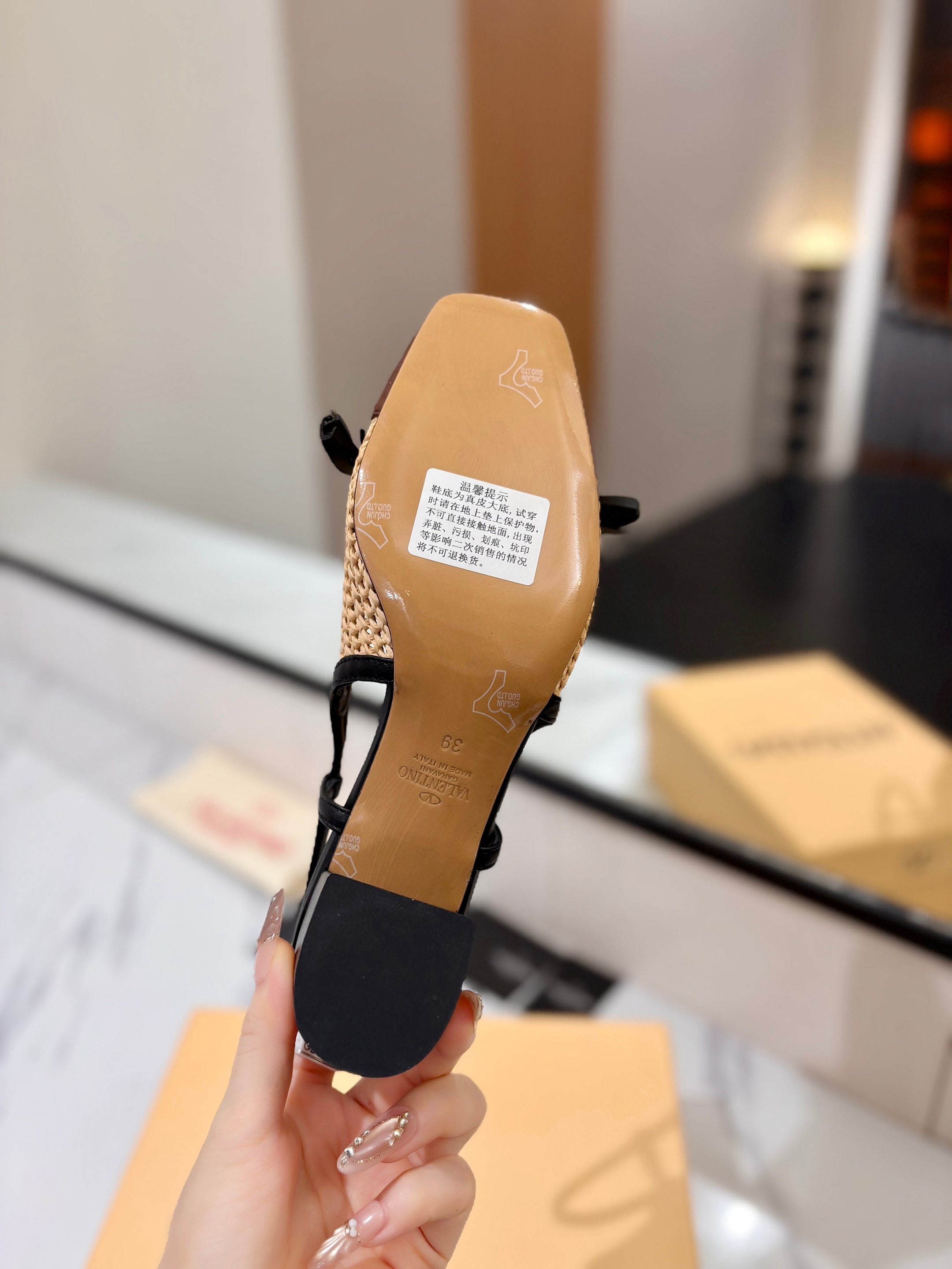VALENTINO 26S HEELED SLINGBACKS 60 MM IN BLACK AND BROWN CALFSKIN