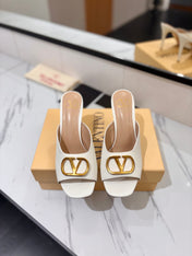 VALENTINO 26S HEEL SANDALS 100 MM IN CREAM WHITE CALFSKIN WITH GOLD HARDWARE