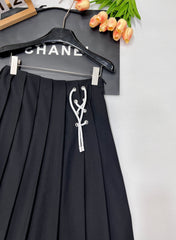 PRADA 25S PLEATED SKIRT 468