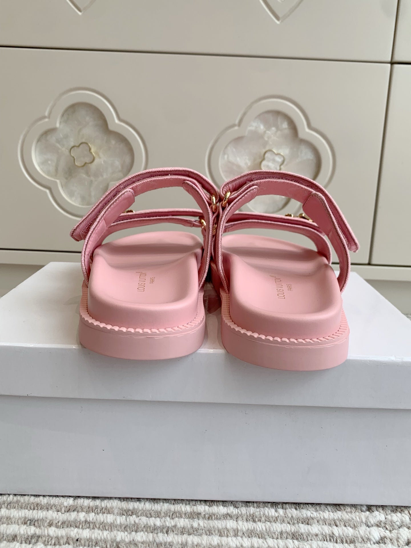 LV TWO-STRAP SANDALS 25S IN LIGHT PINK DENIM AND CALFSKIN  WITH GOLD HARDWARE