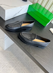 BOTTEGA VENETA 26S WOVEN LOAFERS IN BLACK LAMBSKIN