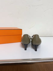 KIARA FLAT PUMP IN ARMY GREEN CALFSKIN
