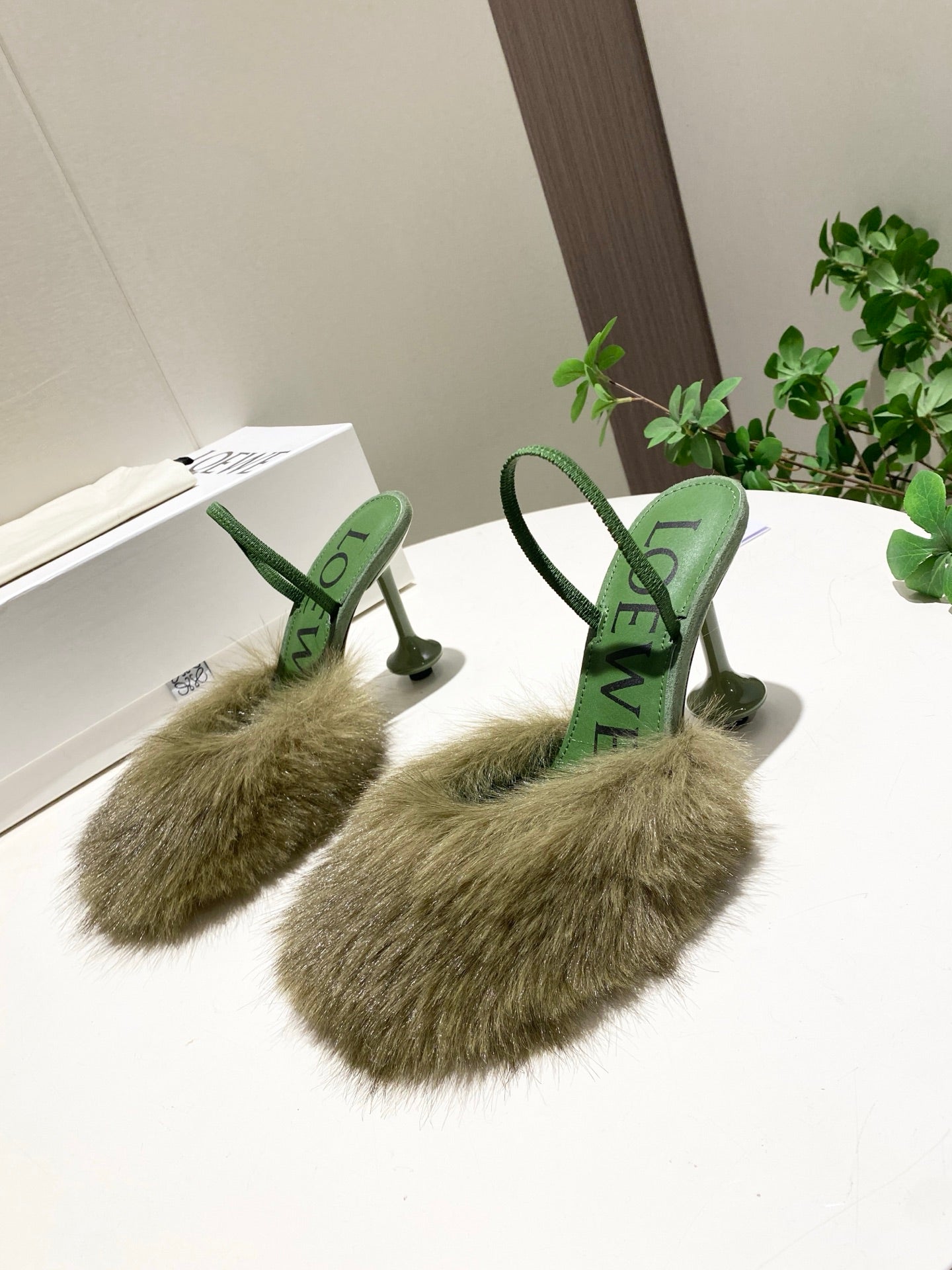 LOEWE 26S OPEN-BACK HIGH HEELS 100MM IN GREEN CALFSKIN WITH FUR