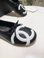 CHANEL 26S FLATS IN BLACK LAMBSKIN WITH BOW