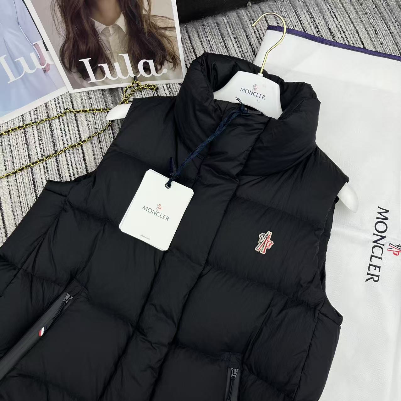 MONCLER 25S PUFFER VEST 290