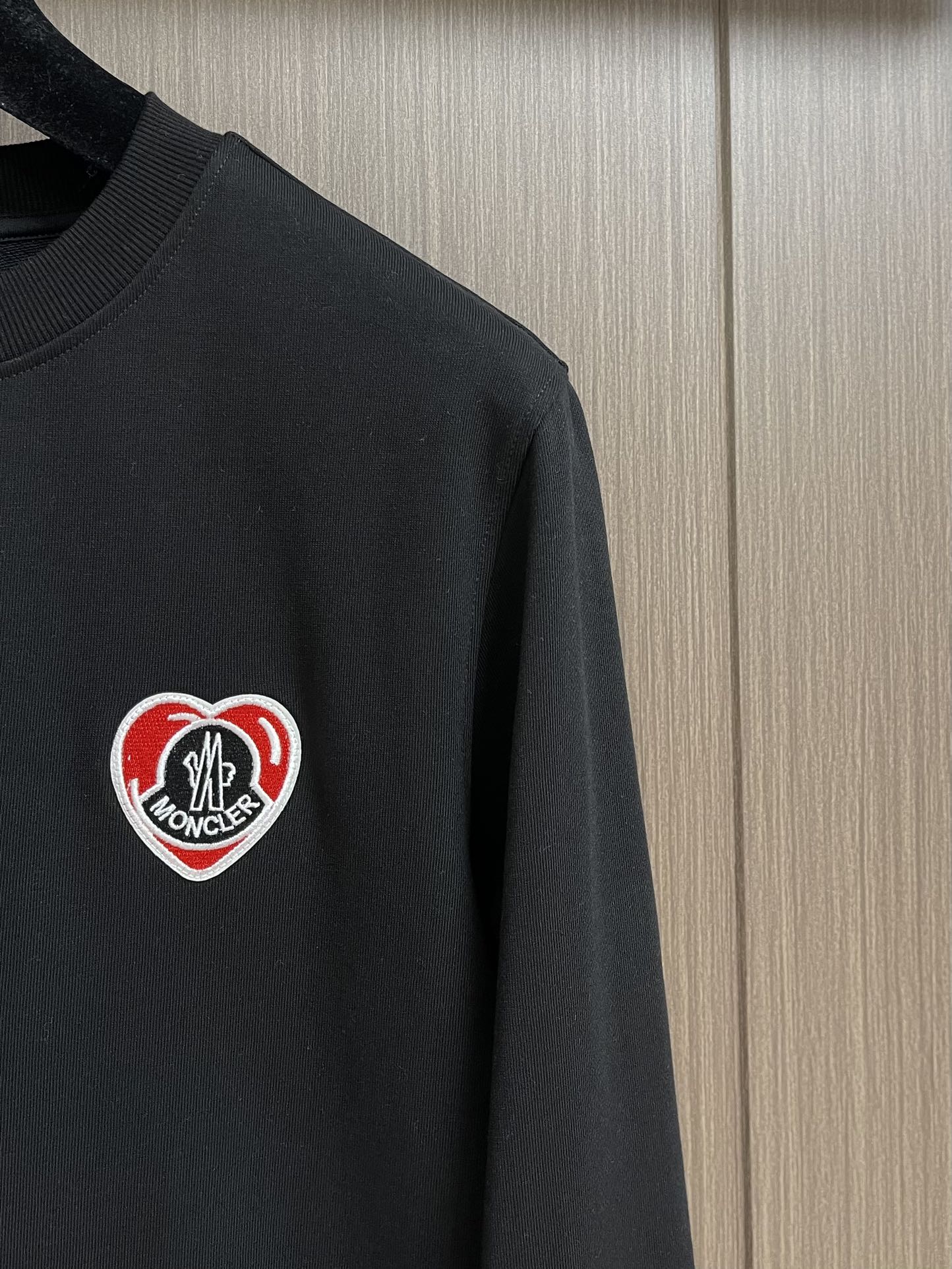 MONCLER 26S CREWNECK SWEATSHIRT 535
