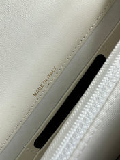 CHANEL 25S CLASSIC WALLET ON CHAIN 19 IN WHITE LAMBSKIN WITH GOLD HARDWARE