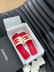 WOVEN SLIDE IN RAFFIA AND RUBY RED LAMBSKIN