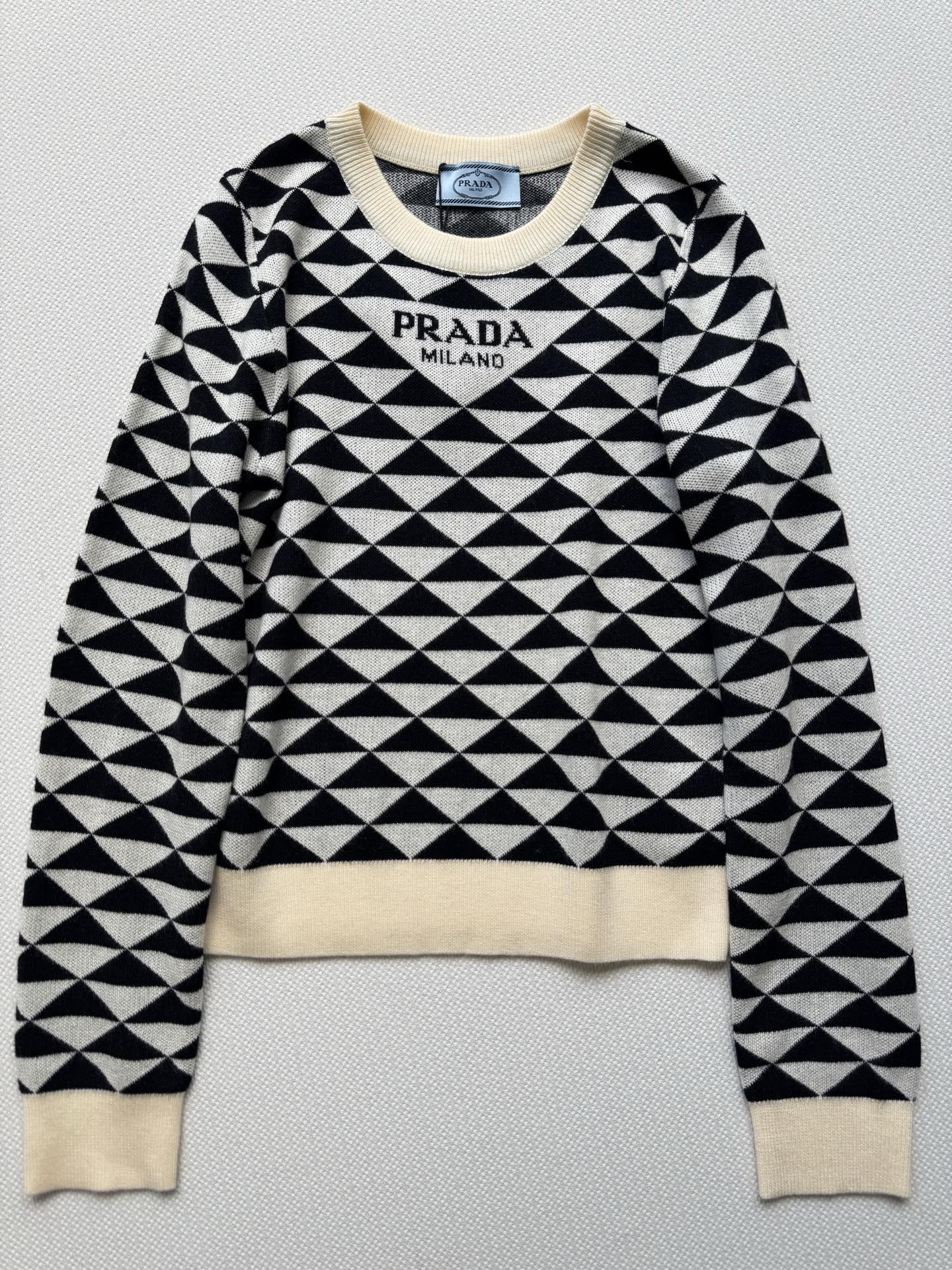 PRADA 25S SWEATER 565