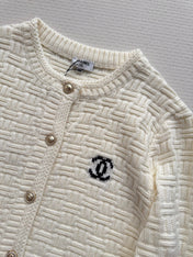 CHANEL 25S KNITTED SWEATER 628