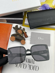 MONTAIGNE SQUARE SUNGLASS D5290 IN ACETATE