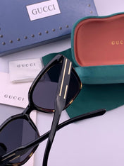 GUCCI 26S SQUARE FRAME IN ACETATE 426552