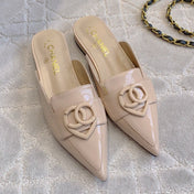 FLAT MULE 2 CM IN BEIGE CREAM PATENT CALFSKIN