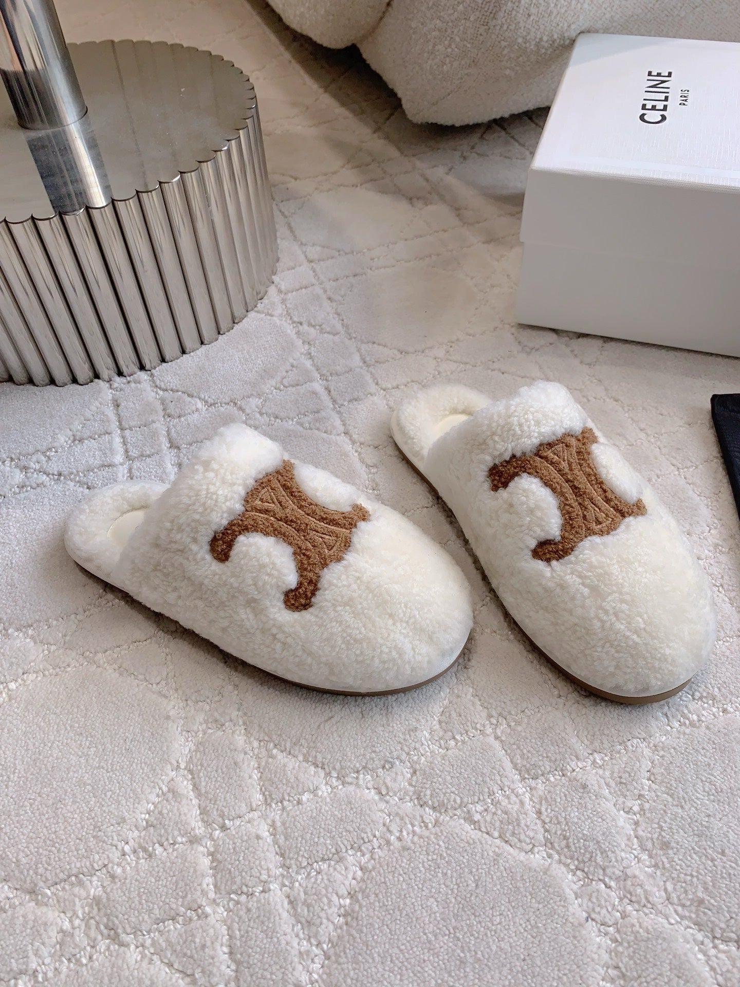 CELINE 26S MULES WITH LOGO IN WHITE AND BROWN WOOL