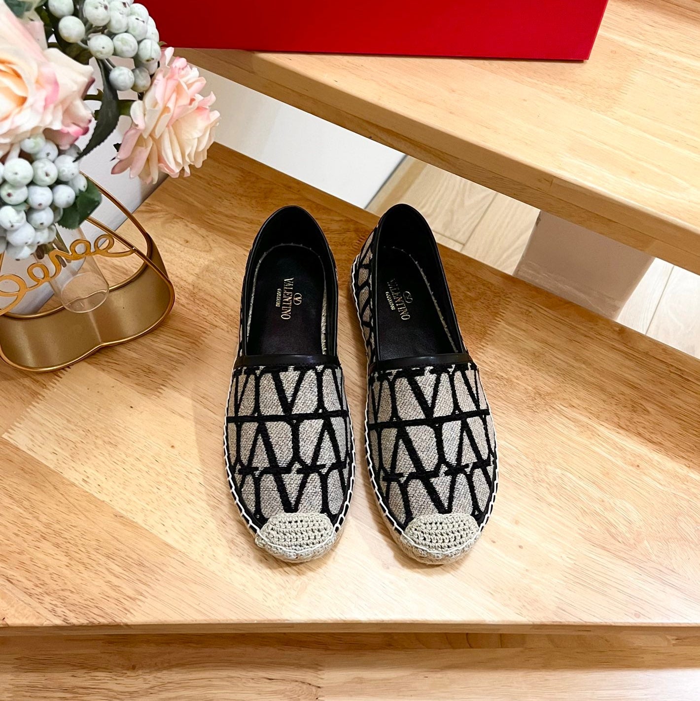 VALENTINO 26S SLIP ON SHOES IN BLACK AND BEIGE JACQUARD CANVAS