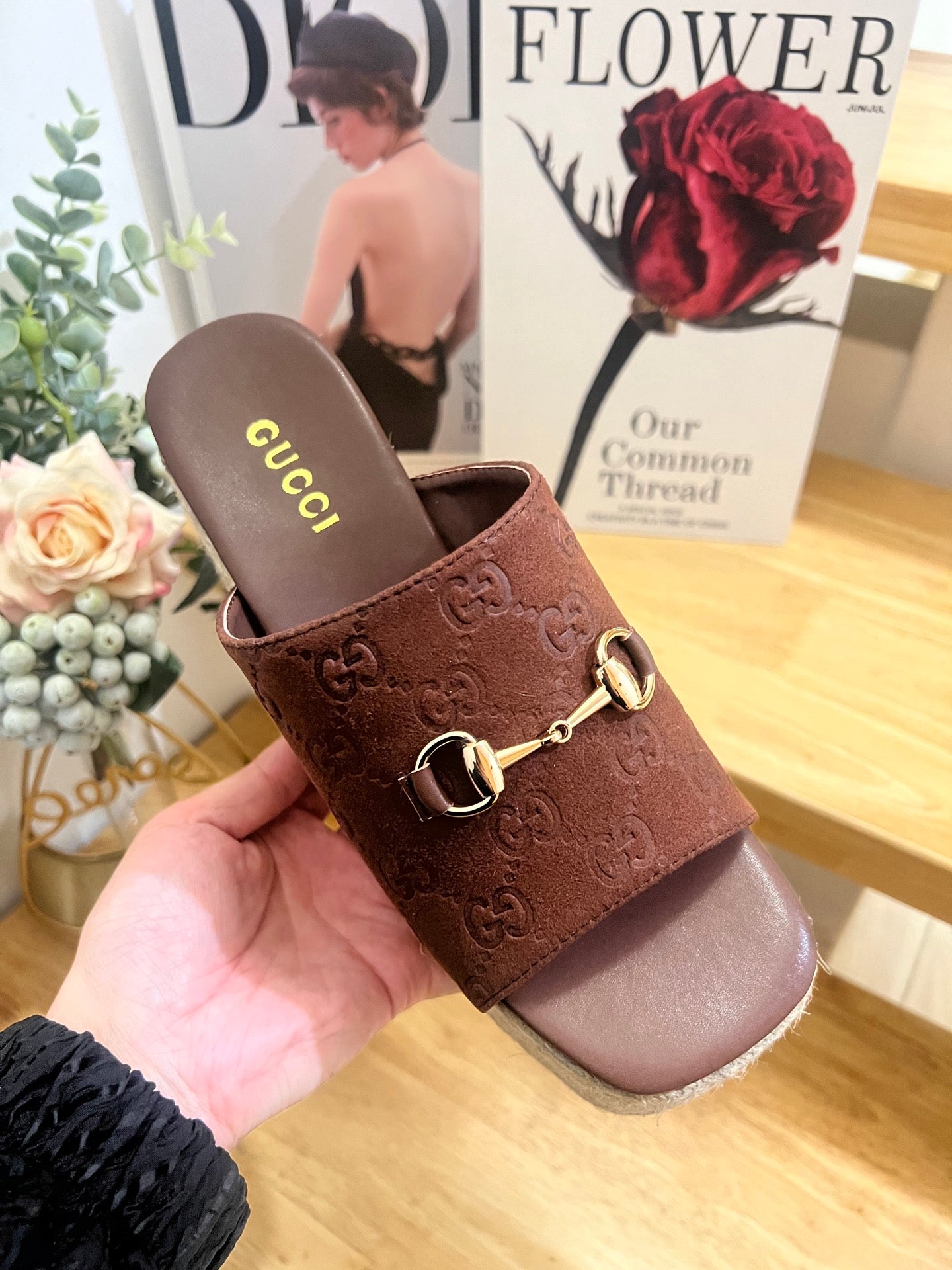 GUCCI 26S WEDGE SANDALS 100 MM IN BROWN SUEDE