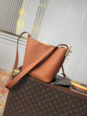 LV 25S LOW KEY ALL IN BB 18 IN BURNT SIENNA CALFSKIN GOLD HARDWARE