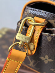 LV 25S CARGO 23 IN BROWN MONOGRAM CANVAS LEATHER TRIM GOLD HARDWARE