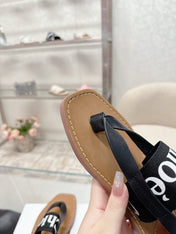 CHLOÉ THONG SANDALS IN BLACK CALFSKIN AND CANVAS