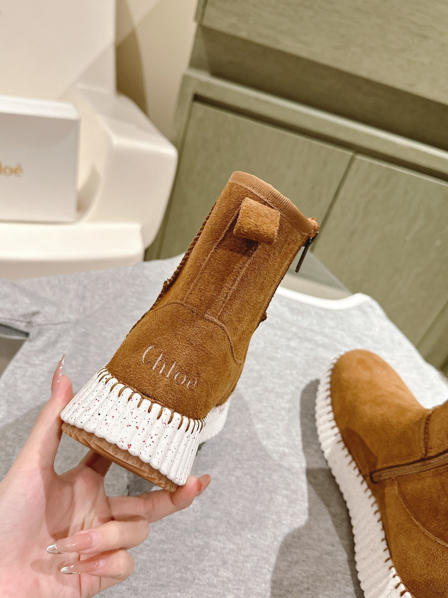 CHLOÉ 26S SHEARLING ANKLE BOOTS IN BROWN SUEDE