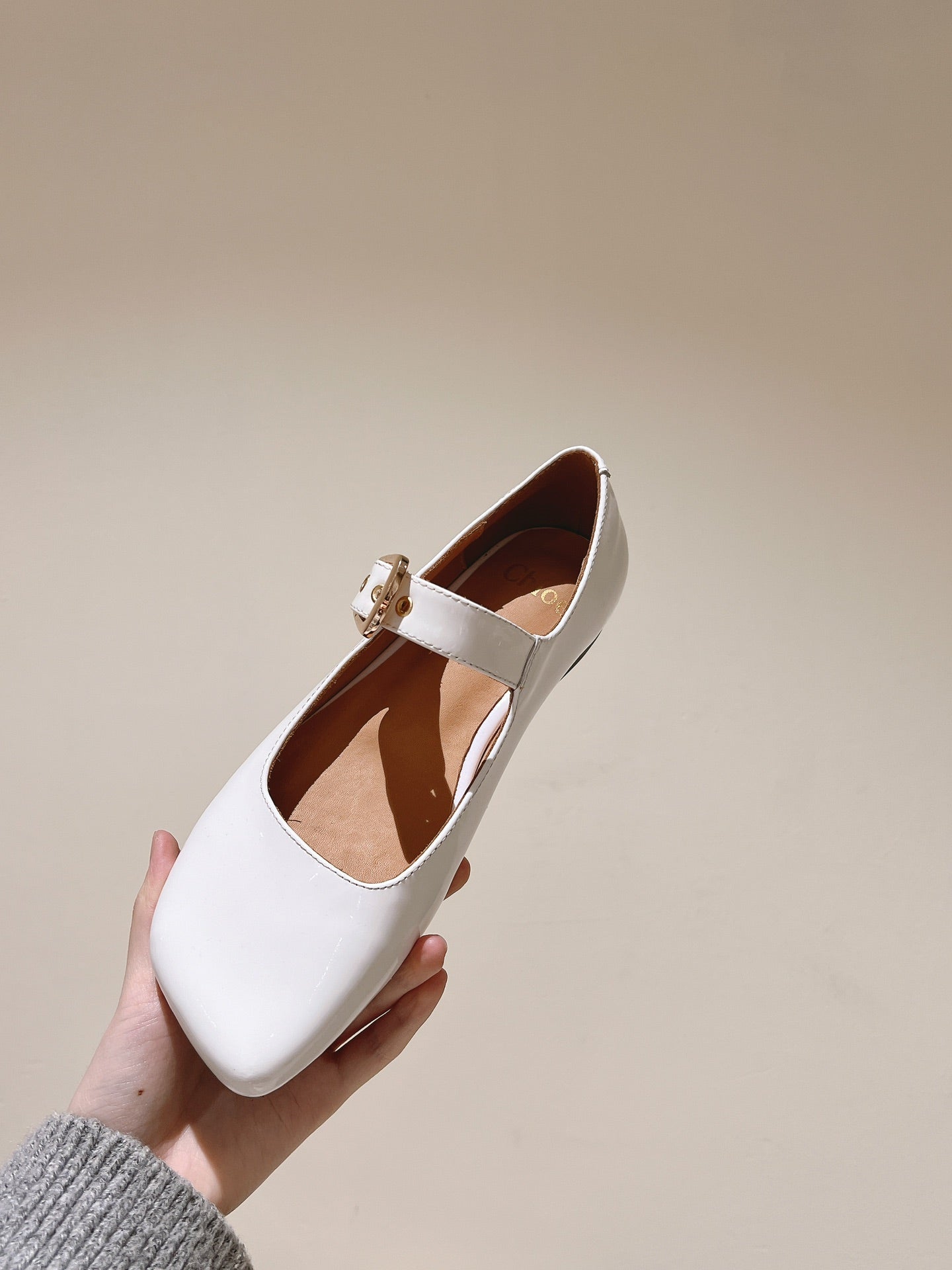 CHLOÉ 26S MARY JANE FLATS IN WHITE GLOSSY CALFSKIN