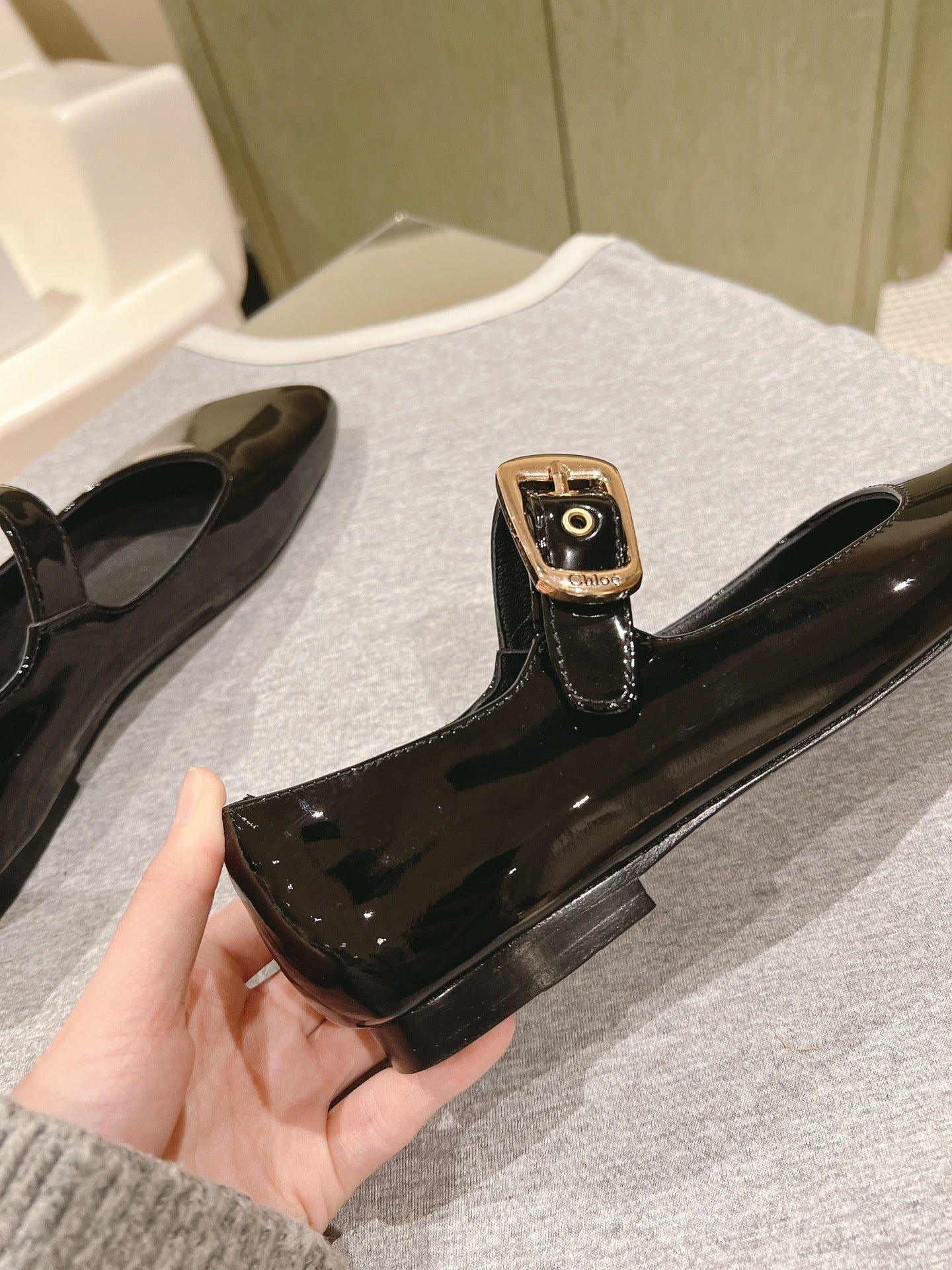 CHLOÉ 26S MARY JANE FLATS IN BLACK GLOSSY CALFSKIN