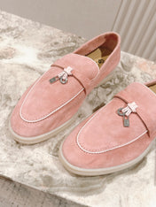 LP LOAFERS 25S IN LIGHT PINK SUEDE WITH SILVER HARDWARE