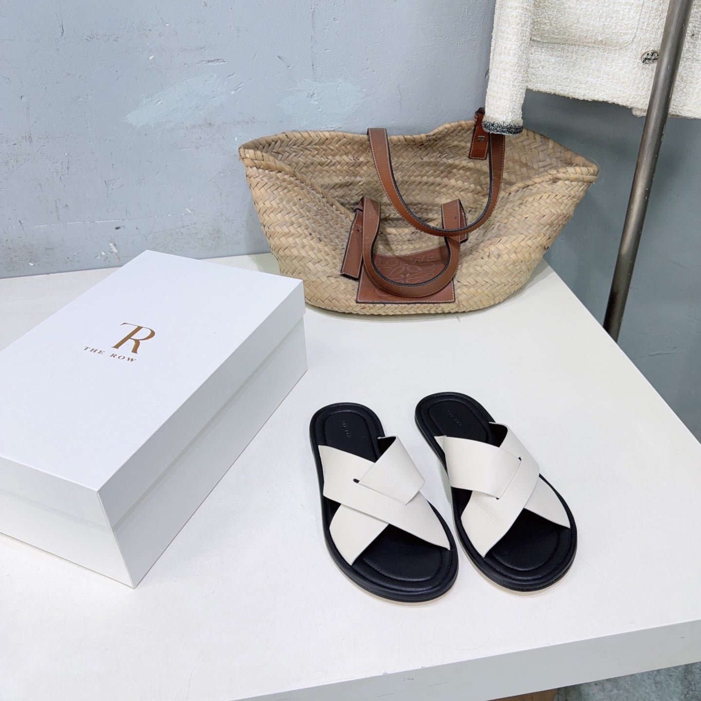 THE ROW 26S SLIDES SANDALS IN WHITE AND BLACK CALFKIN