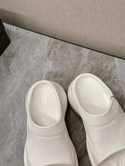 POOL CROCS SLIDE SANDAL IN WHITE RUBBER