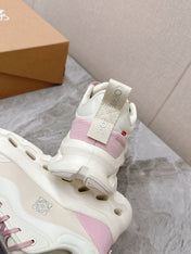 RUN SNEAKER IN PASTEL GRAY MIX BABY PINK SUEDE AND MESH FABRIC