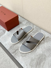LP 26S CUTOUT SLIDES IN GREY CALFSKIN