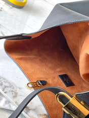 LOW KEY HOBO MM 35 IN BLACK SMOOTH CALFSKIN
