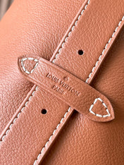LOW KEY HOBO MM 35 IN COGNAC SMOOTH CALFSKIN