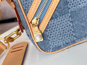CHESS MESSENGER 24 IN COLUMBIA BLUE DAMIER DENIM 3D